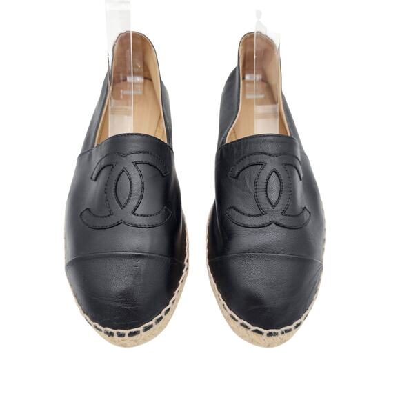 Chanel CC Logo Espadrille Slip On Flat Loafer Black Leather Size 37 US 6 6.5 - Picture 3 of 11
